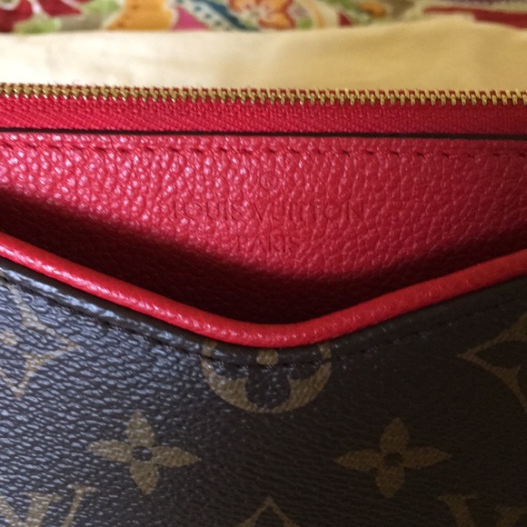 Louis Vuitton Monogram Pallas Clutch - Picture 6 of 9